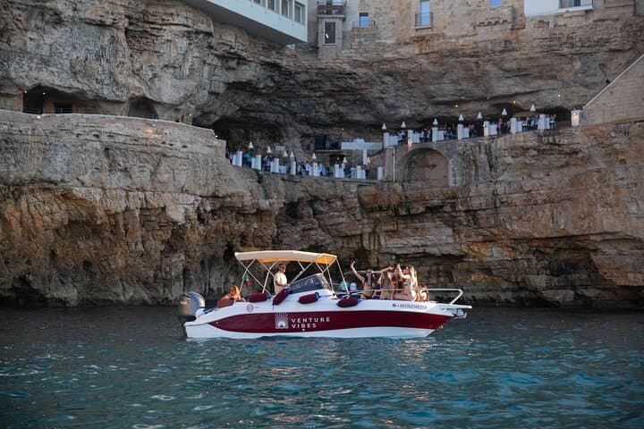 Exclusive Boat Party Experience