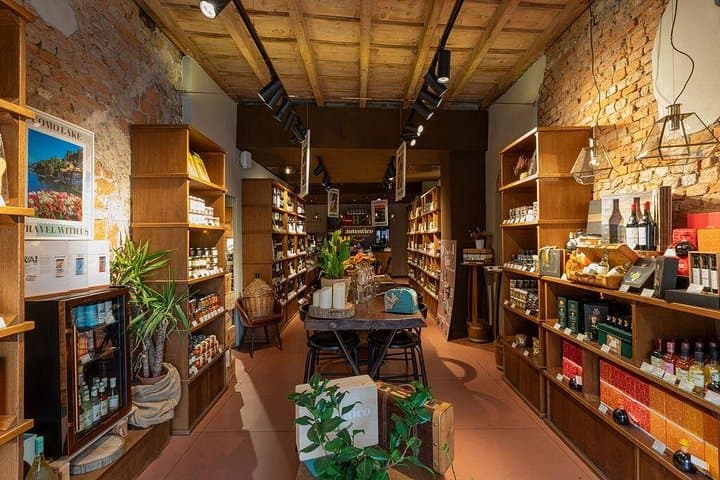 Milan Wine and Food Tasting Experience