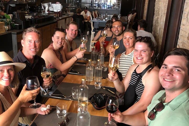 Rome: Wine Tasting and Food Pairing with gelato in Trastevere
