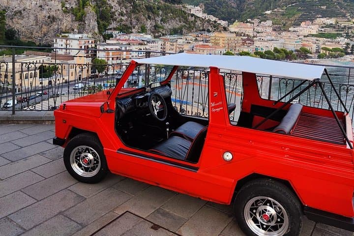 Fiat moretti Vintage convertible Photo Experience to Iconic Spots