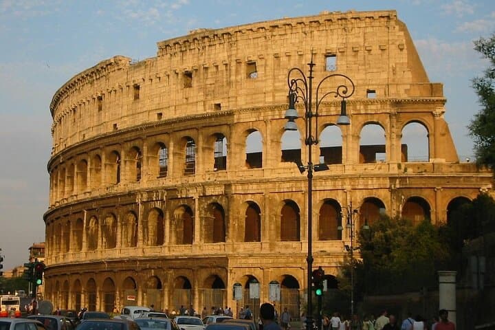 Colosseum & Ancient Rome Guided Tour with Optional Arena Access