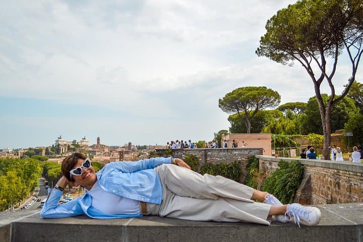 Rome Vespa tour with Pro Photographer