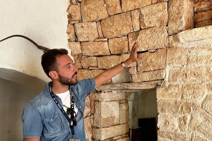 Alberobello Walk Through History