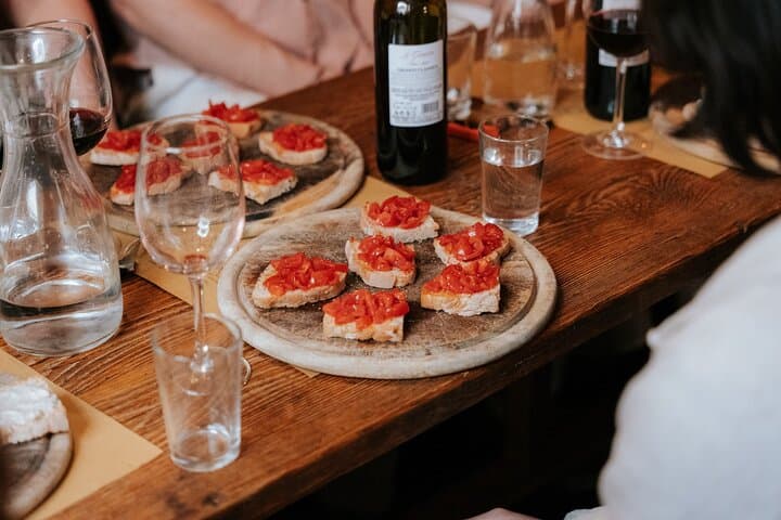 Florence Oltrarno Neighborhood Food & Wine Dine Around