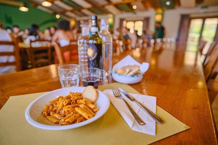 Small Group Tuscany Highlights Tour with Lunch & Wine Tasting
