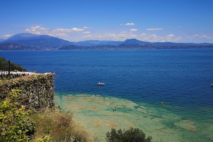 Sirmione away from the Crowds Boat Cruise Guided Walk and a Drink
