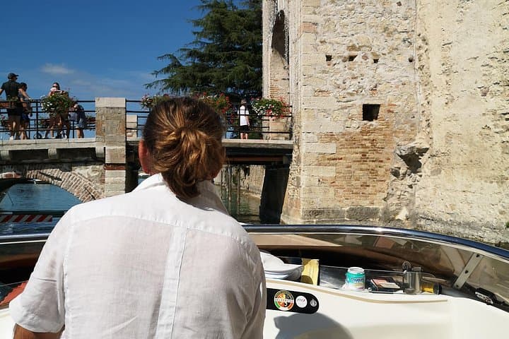 Sirmione away from the Crowds Boat Cruise Guided Walk and a Drink