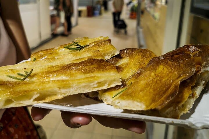 Rome: Trastevere Food Tour with Local Food & Wine Tastings