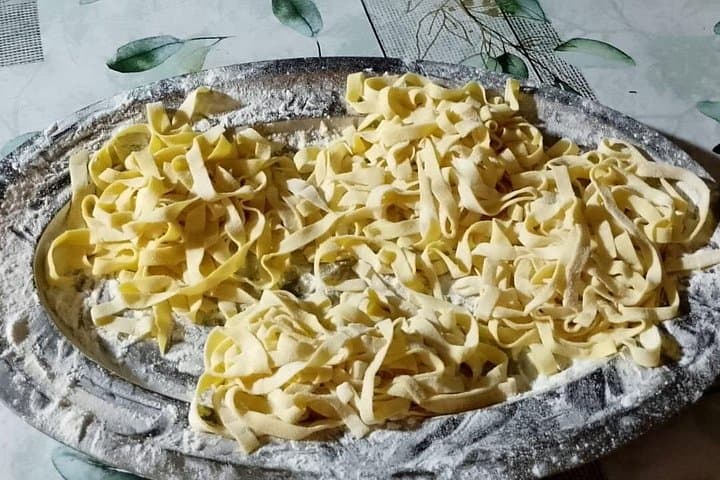 Private Cooking Class in the Heart of Rome 3 types of Pasta and Wine