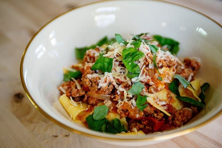 Tortelloni and Tagliatelle Cooking Class in Bologna + Wine