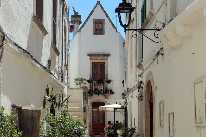 Authentic Routes: Locorotondo, Cisternino & Ostuni with Pick-Up