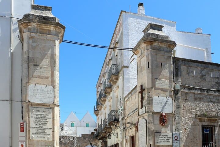 Authentic Routes: Locorotondo, Cisternino & Ostuni with Pick-Up