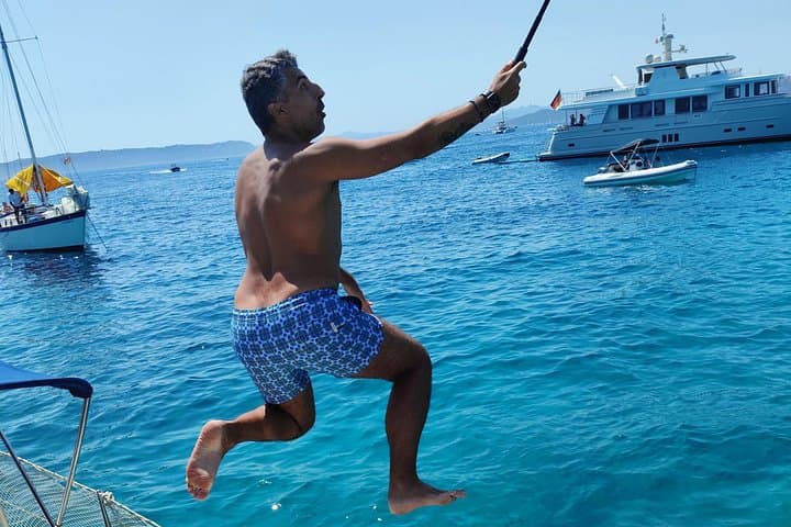 Tour to the islands of the La Maddalena Archipelago by sailing boat