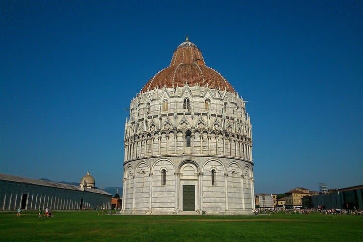 Walking Tour in Pisa
