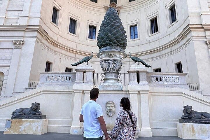 Exclusive Sunday Tour of the Vatican Museums & Sistine Chapel
