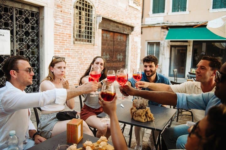 Venice Food Tour: Sunset Cicchetti & Wine Tasting