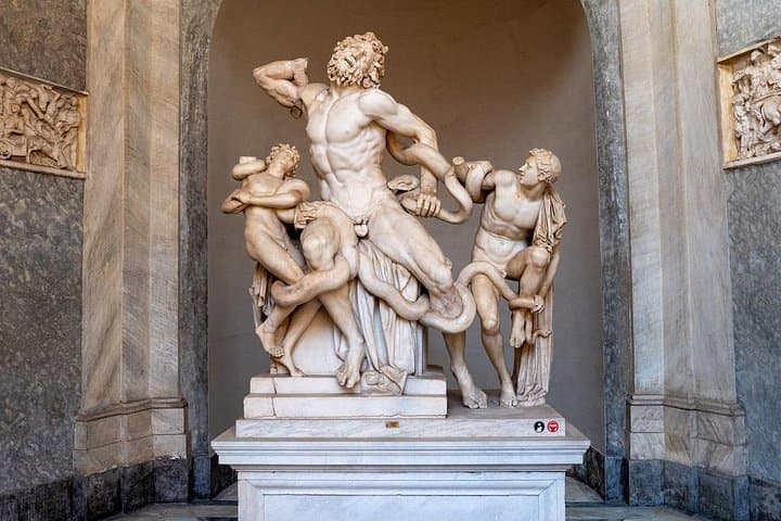 Early Vatican Museums & Sistine Chapel Small Group Tour