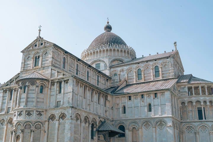 Private Pisa Discovery Walking Tour with Leaning Tower Access