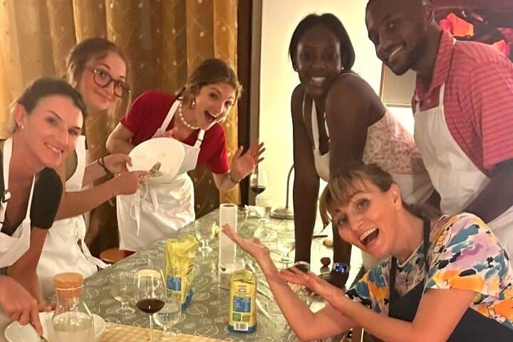Milan: Small Group Cozy Cooking Class in a Typical Home