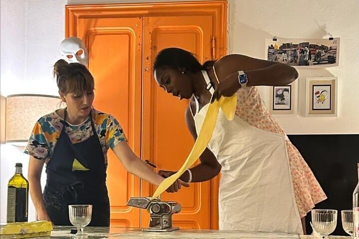 Milan: Small Group Cozy Cooking Class in a Typical Home