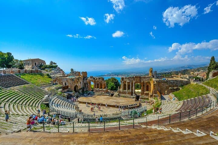 Taormina Tour with Greek Theater Ticket from Giardini Naxos port