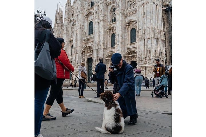 Private Milan Street Photography Walking Tour with an Artist