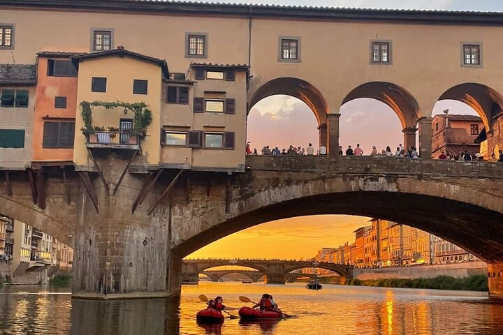 A perfect sunset under the iconique Pontevecchio