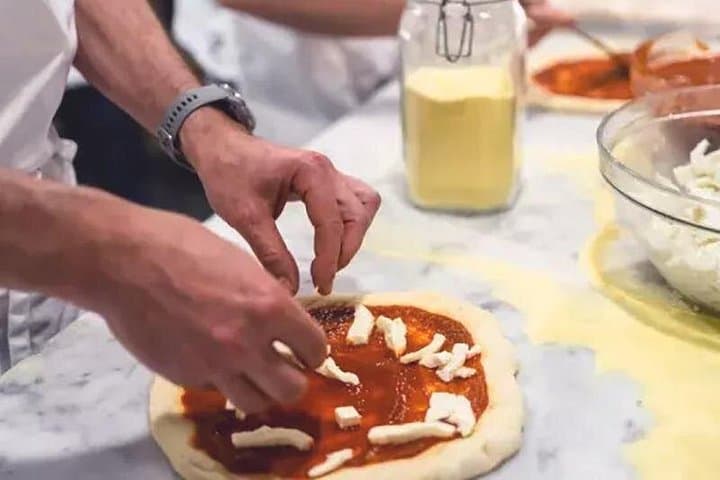 Milan Pizza and Gelato Cooking Experience