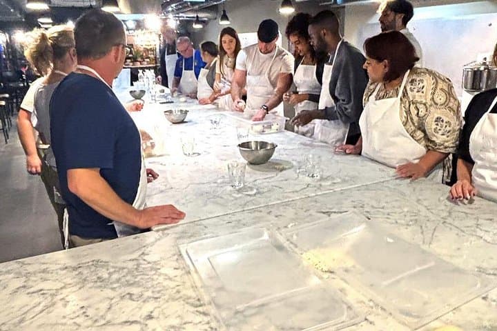Milan Pizza and Gelato Cooking Experience