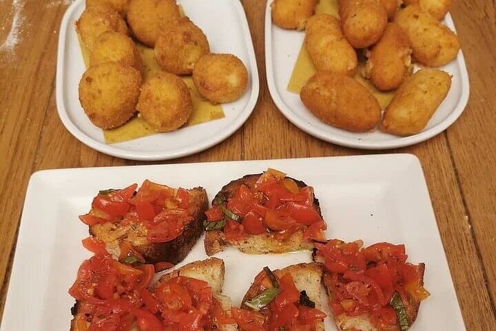 Pizza Lesson in Napoli