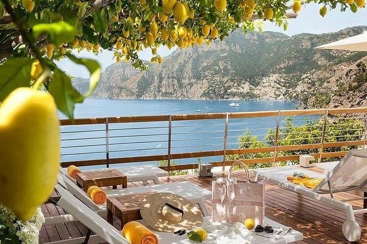 Positano, Amalfi and Pompeii Private Tour with Minivan and Guide