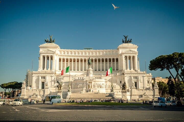 Golf Cart Express Ride: Rome’s Iconic Sights in 90 Minutes
