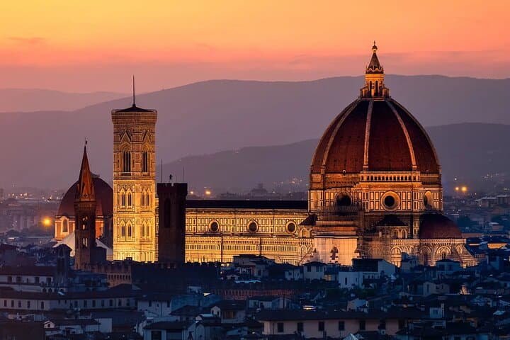 Florence: FLR Airport Private Transfer to/from City Center