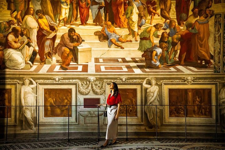Skip the line Vatican Museums, Sistine Chapel and St Peters Tour