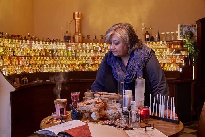 Perfume Masterclass in Florence: Make your Own Personal Fragrance