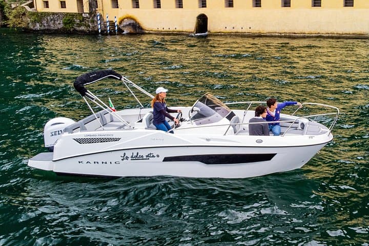 Como lake shared boat tour 1 or 3 or 4 hours (BELLAGIO VARENNA)
