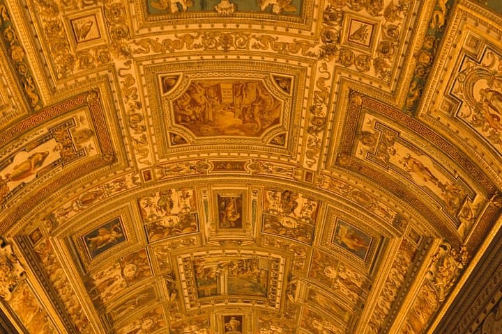 Vatican Museums: Skip the Line Tickets with Escorted Entrance