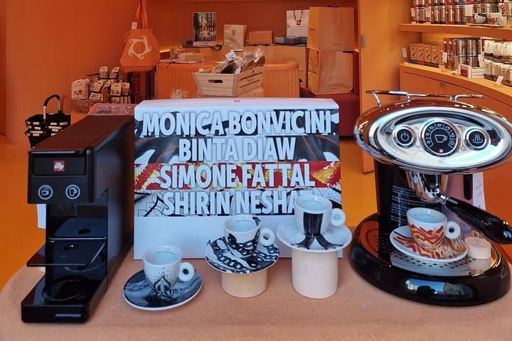 Coffee Shop
