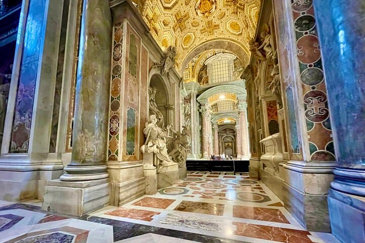 Rome Vatican City: St. Peter's Basilica Climb Dome Breakfast Tour