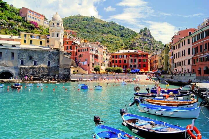 From Milan: Genoa Day Trip with Exclusive Portofino Boat Ride