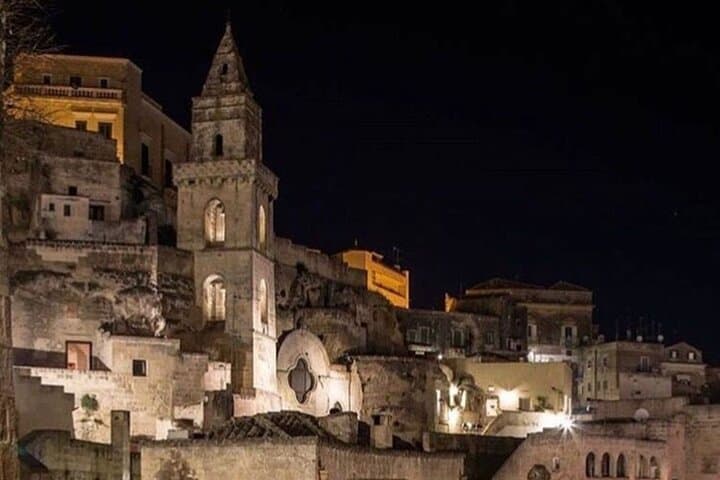 Evening tour among the Apulian beauties Matera and Altamura