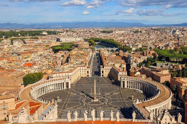 Rome: St. Peter’s Basilica Tour, La Pietà, Papal Tombs and Dome
