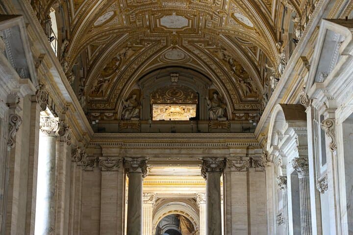 Rome: St. Peter’s Basilica & Underground Tombs Tour