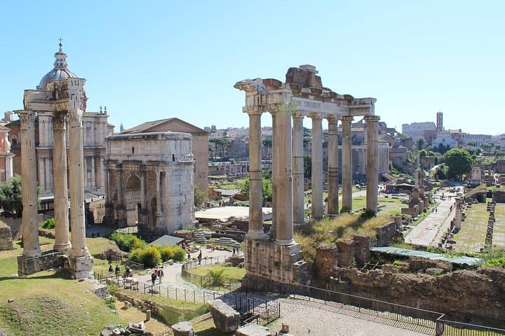 The last day of Julius Caesar: from the glory to the Ides of March