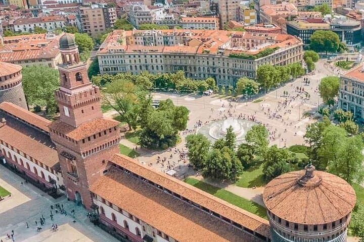 Milan Panoramic Views: Branca tower & Sforza Castle Walking Tour