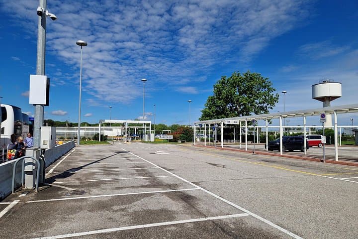 Transfer from Venice Airport to Trieste