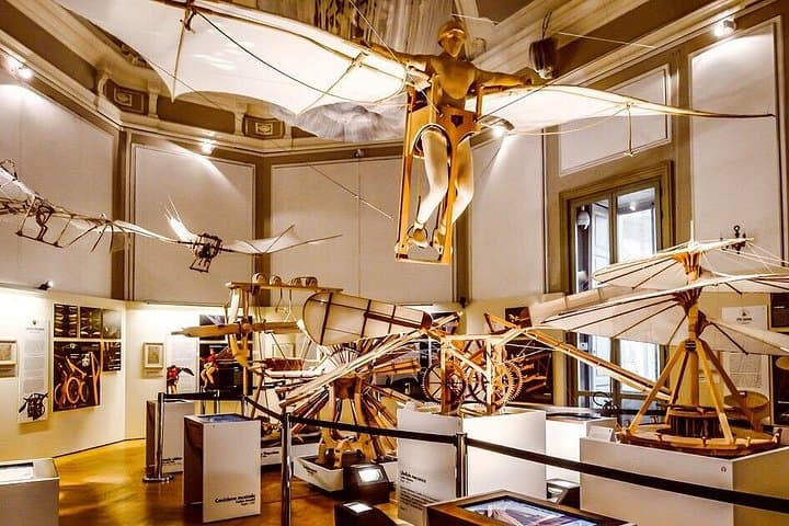 Milan Kids Tour: Duomo Rooftop, Gelato Tasting & Leonardo Museum