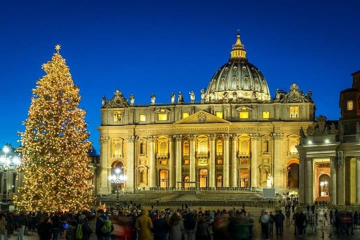 Big Bus Rome Christmas Lights Open-Top Bus Tour with Live Guide