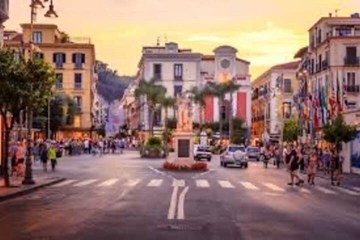 Private Transfer from Naples Train Station to Sorrento