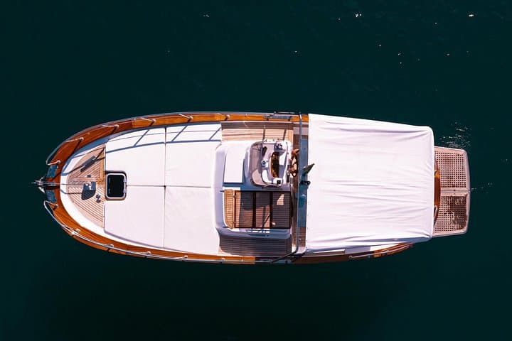 Private boat tour of the Amalfi coast or Capri